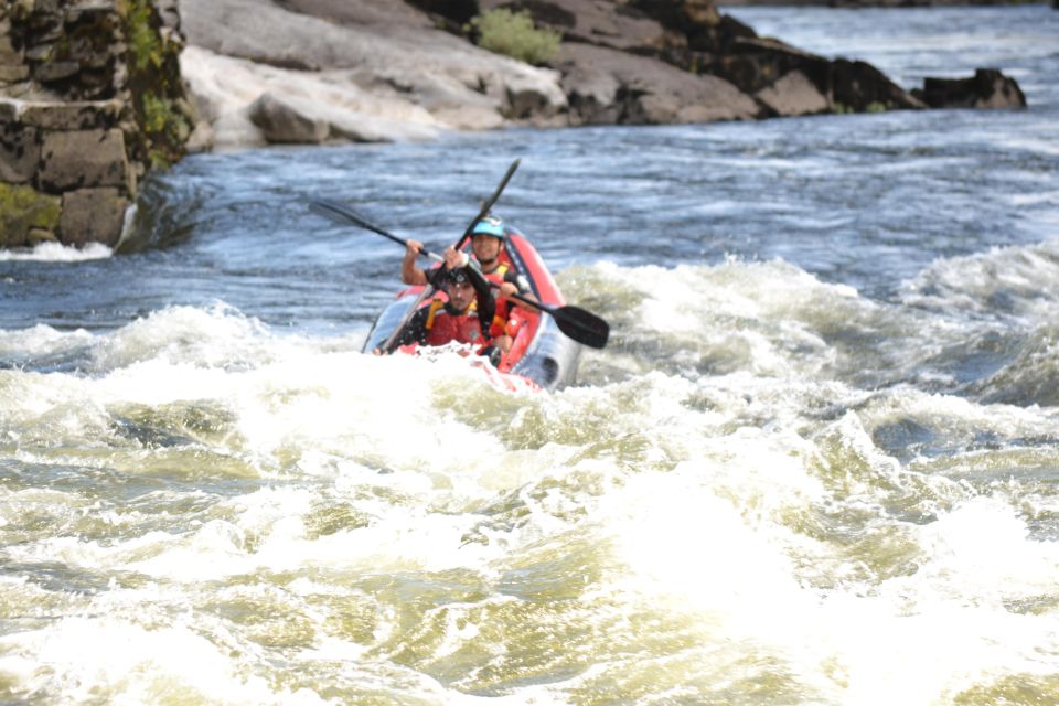 Canoa Raft - Experienced and Certified Guides