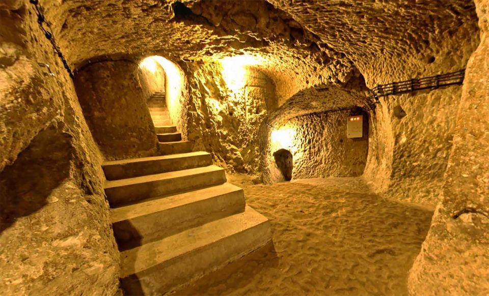 Cappadocia :Underground City Guided Green Tour & Lunch - Exploring the Underground City