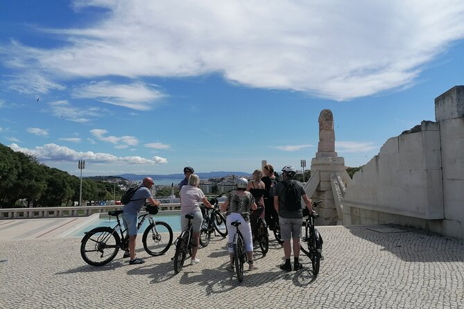 Central Lisbon E-Bike Tour - Neighborhood Exploration