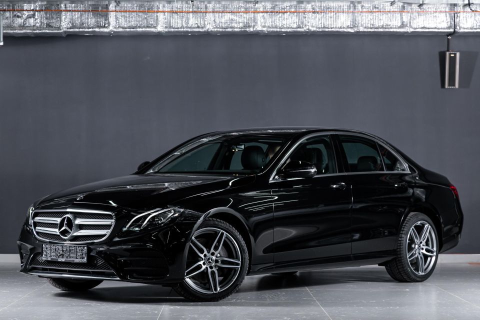 Central Rome to Florence Luxury Transfer E-class - Pickup and Transportation