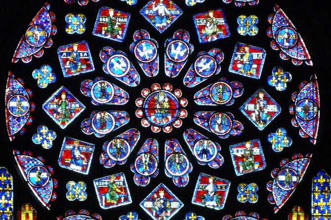 Chartres and Its Cathedral: 5-Hour Tour From Paris With Private Transport - Cathedral Exploration