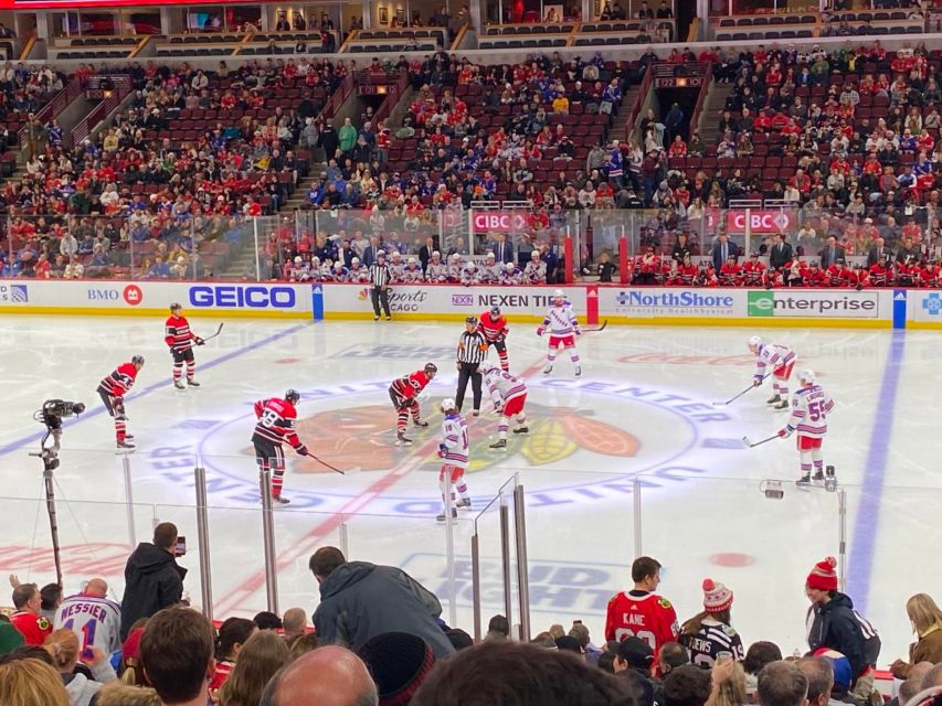 Chicago: Chicago Blackhawks NHL Game Ticket at United Center - Ticket Details and Purchase