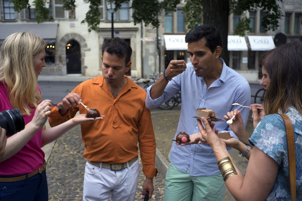 Chocolate Flavors Walking Tour of Geneva - Inclusions