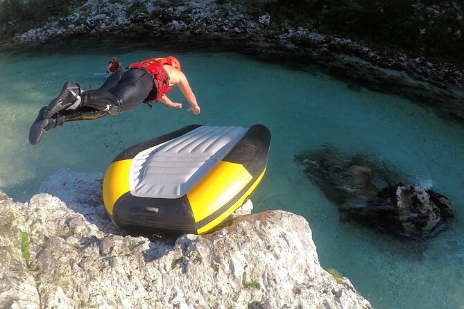 CLASSIC RAFTING on SočA River - Equipment and Inclusions