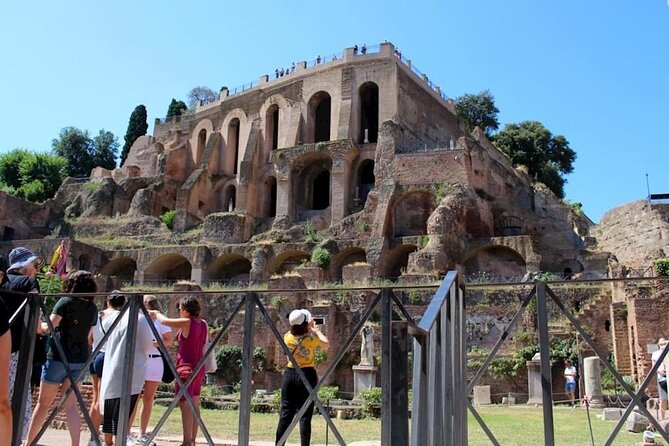 Colosseum Walking Tour With Roman Forum and Palantine Hill Access - Whats Included