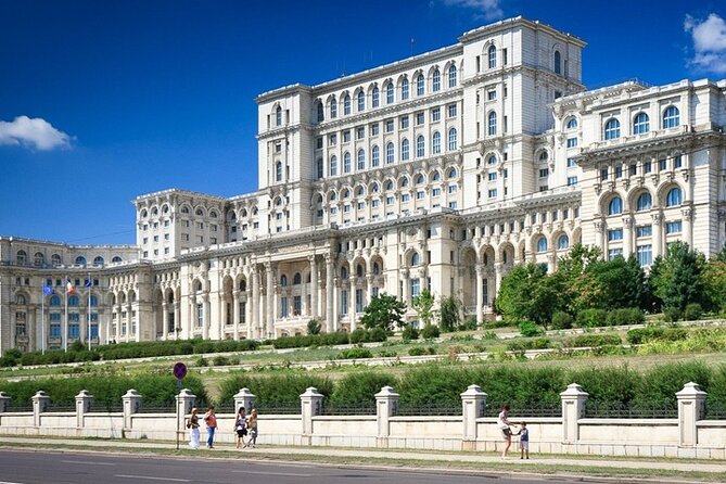 Communist Era Bucharest Tour - Meet Up Options