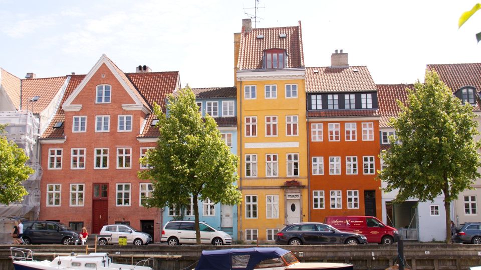 Copenhagen: Highlights Self-Guided City Walking Tour - Highlights and Experience