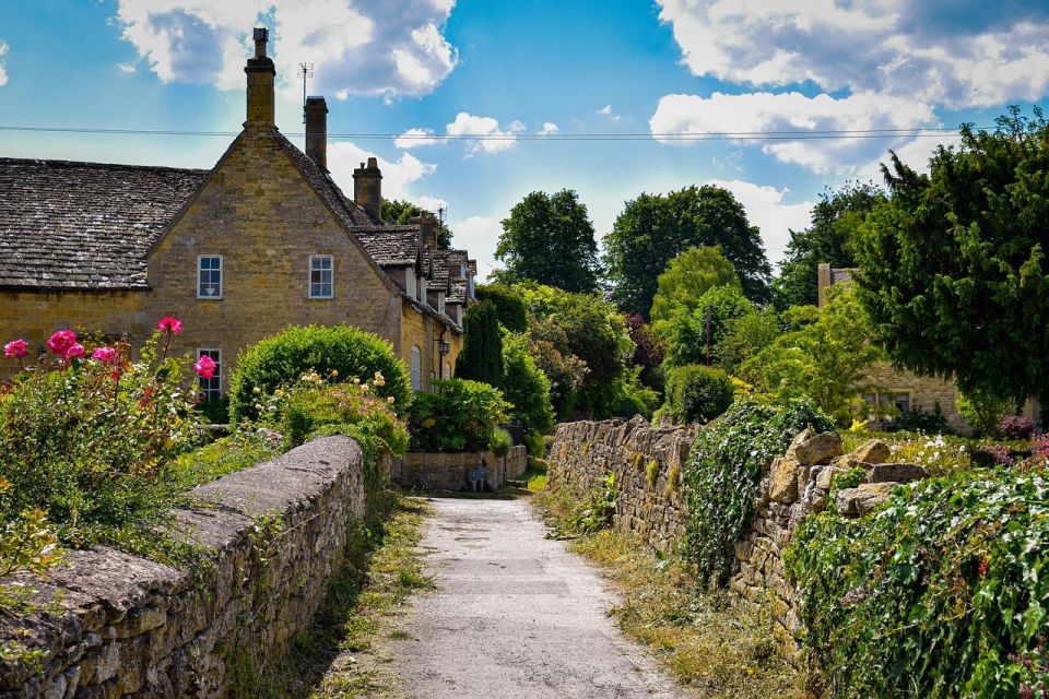 Cotswold & Shakespeare Country Private Tour With Entry - Explore Shakespeares Birthplace