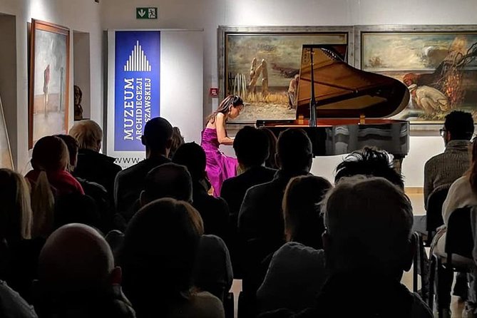 Daily Live Piano Chopins Concerts at 6:30 Pm in the Warsaw Archdiocese Museum - Accessibility Information