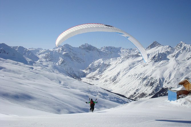 Davos Absolutely Free Flying Paragliding Tandem Flight 1000 Meters High - Cable Car to Peak