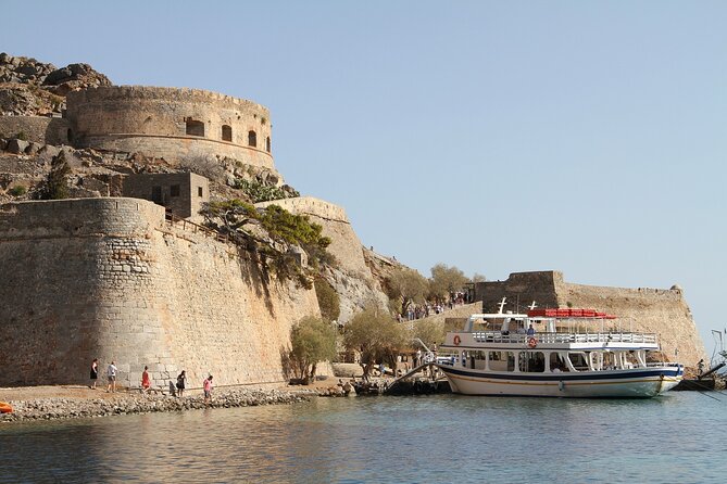 Day Trip to Agios Nikolaos and Spinalonga Island - Visiting Spinalonga Island