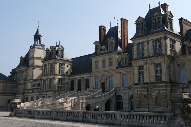 Day Trip to Fontainebleau : Horse Riding, Gastronomy and Castle - Equestrian Adventure in Fontainebleau