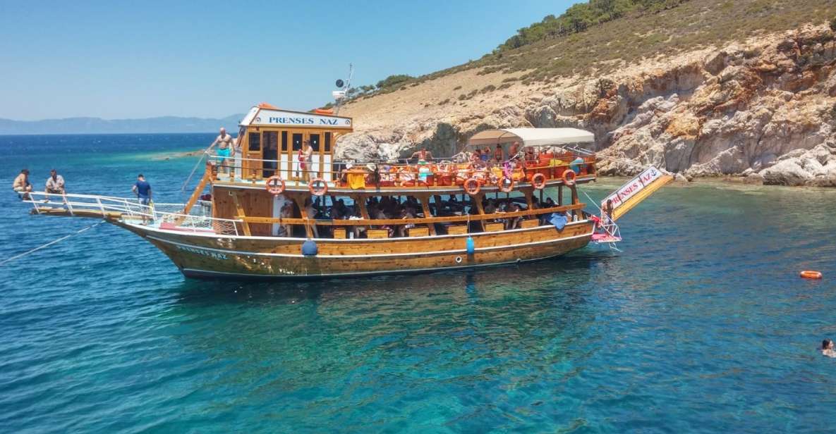 Didim/Altinkum: Lazy Day Boat Trip With BBQ Lunch - Onboard Activities and Amenities