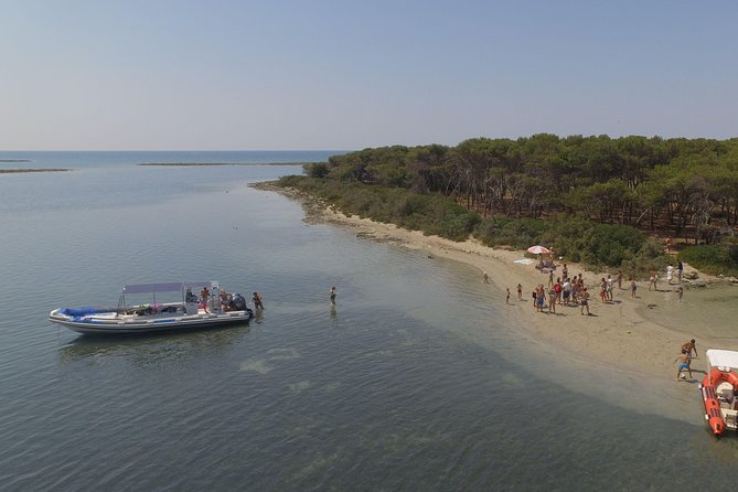 Dinghy Tour in Porto Cesareo, Punta Prosciutto and Islands - Exploring Porto Cesareos Beaches