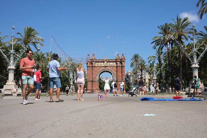 Discovery Bike Tour of Barcelona - Meeting Point and Duration