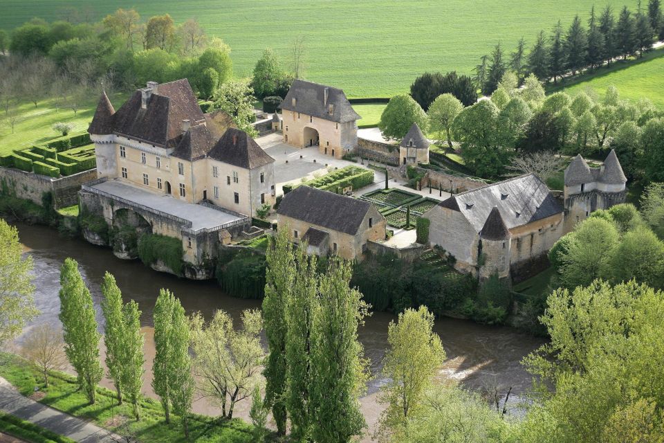 Dordogne: Visit to the Castle of Losse and Its Gardens - Admiring the Remarkable Renaissance Gardens