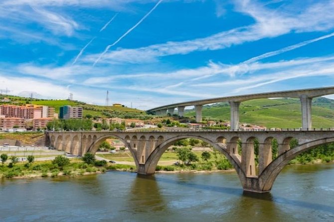 Douro Valley and Régua Panoramic Cruise With Lunch From Porto - Included Activities