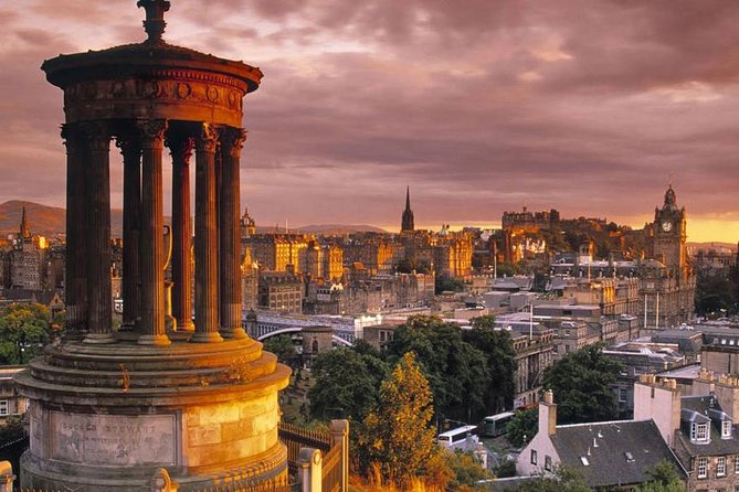 Edinburgh 3 Hour Walking Tour With a Spanish Tour Guide - Meeting Location