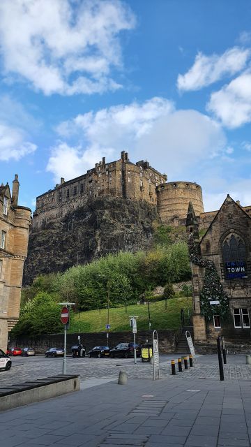 Edinburgh Castle: Highlights Tour With Tickets, Map & Guide - Visiting St Margarets Chapel