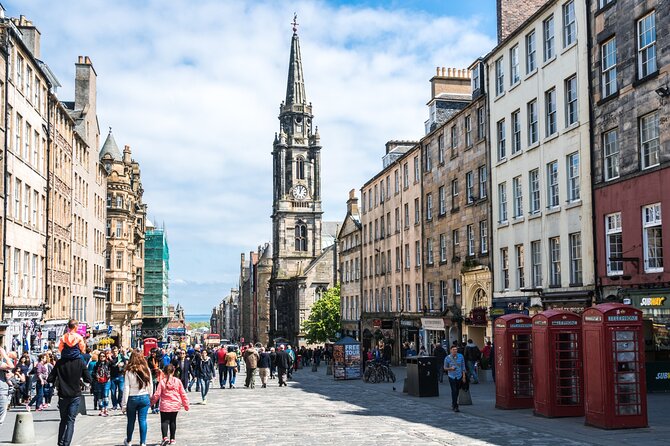 Edinburgh: Discover Edinburgh Walking Tour - Accessibility and Physical Fitness