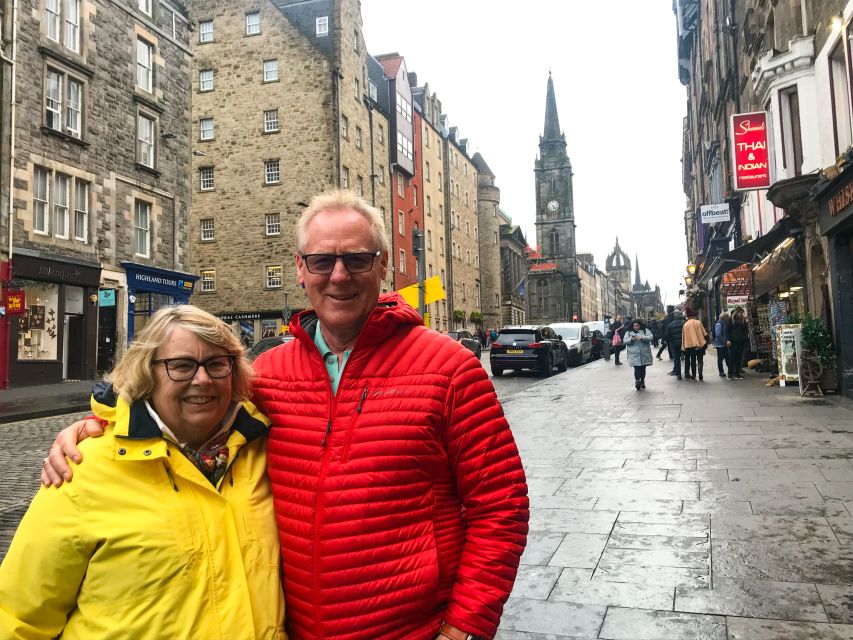 Edinburgh: Scottish Whisky Tasting With a Local Expert - Exploring Edinburghs Historic Old Town