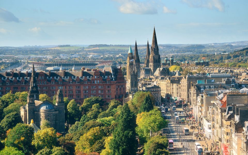 Edinburgh: Self-Guided Outdoor Escape Game - Explore Edinburghs Iconic Landmarks