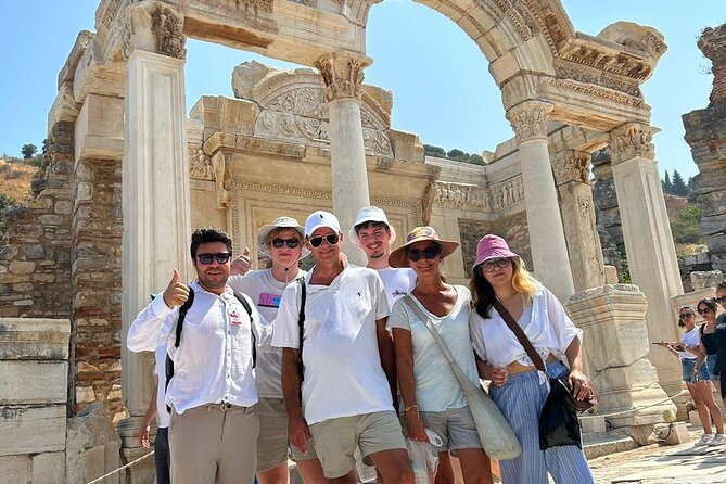 Ephesus Tour From Kusadasi With Lunch - Pickup and Meeting Information