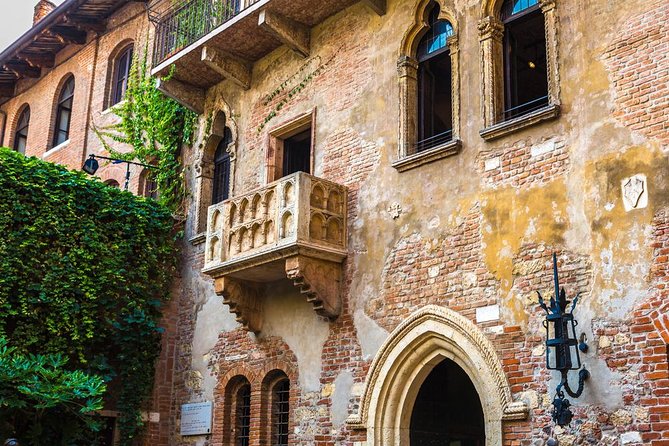 Fascinating Verona: in the Footprints of Romeo and Juliet - Tragic Tale of Romeo and Juliet