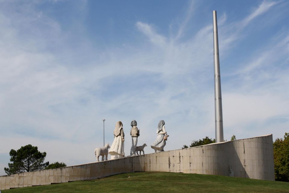 Fatima Private Day Trip From Porto - Experience of the Reported Apparitions