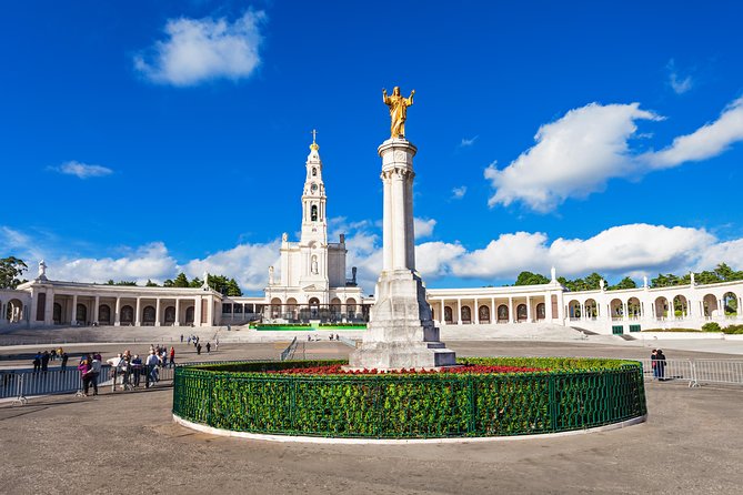 Fátima With Optional Candle Procession Half Day Private Tour From Lisbon - Exploring the Wax Museum