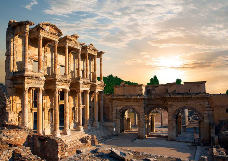 From Izmir: Ephesus Guided Day Trip With Transfer & Lunch - Exploring Ephesus