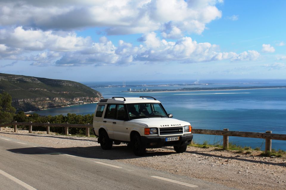 From Lisbon: Arrábida Natural Park Kayaking and Jeep Tour - Sesimbra Kayaking Adventure