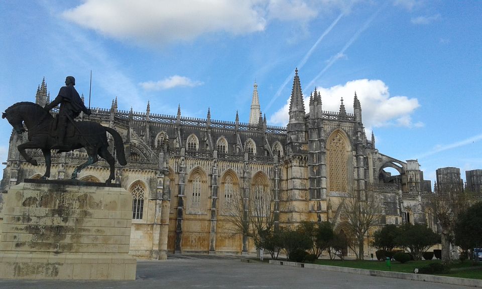 From Lisbon: Private Day Trip to the Templars Treasure - Discovering Batalha Monastery