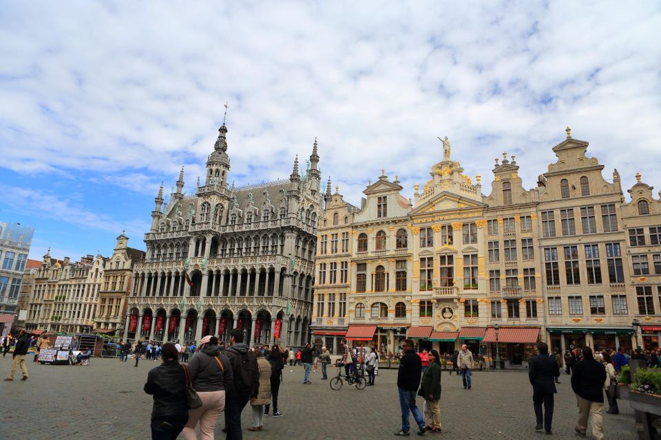 From Paris: Guided Day Trip to Brussels and Bruges - Guided Tour of Brussels