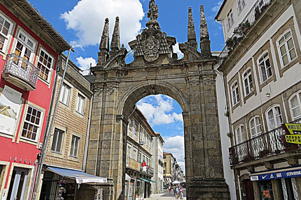 From Porto: Private Sightseeing Tour of Braga - Stunning Scenery and Landscapes