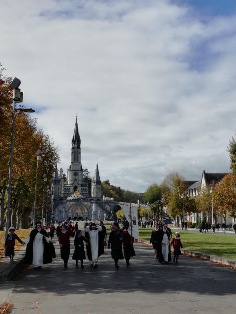 From San Sebastián: Sanctuary of Lourdes Private Day Trip - Exploring the Three Basilicas