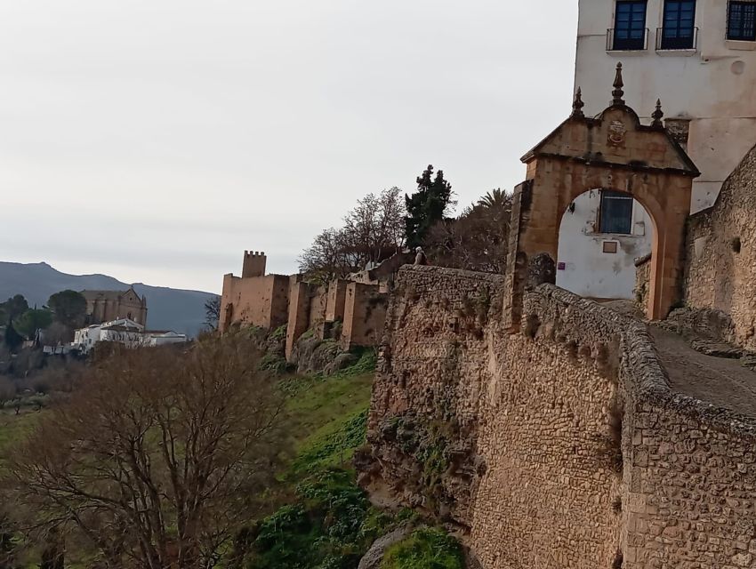 From Seville: Private Tour Ronda and Setenil With Bullring - Exploring Picturesque Ronda