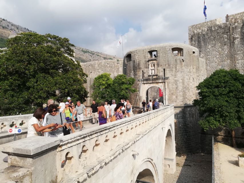 From Split/Trogir: Dubrovnik Guided Tour With a Stop in Ston - Exploring Dubrovniks Walled City