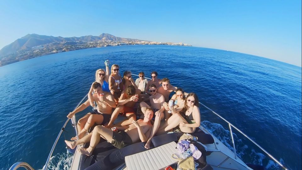 Fuengirola: Magical Sunset Yacht Tour - Included Amenities