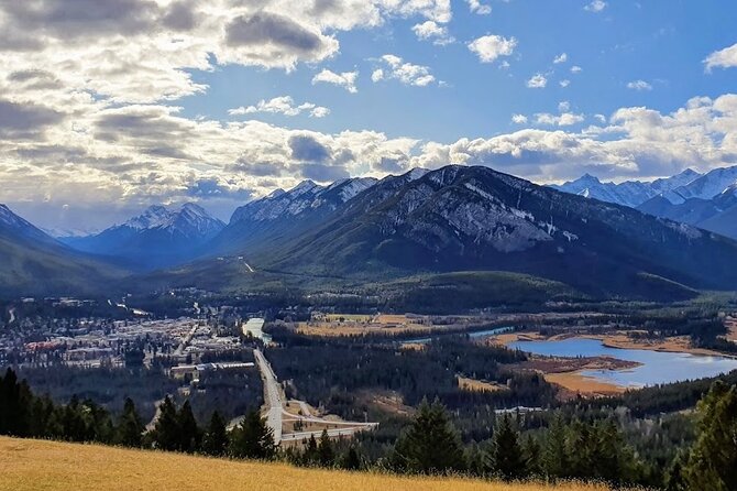 Full Day Banff & Yoho National Park Tour Group 4/6ppl Customizabl - Meeting and Pickup