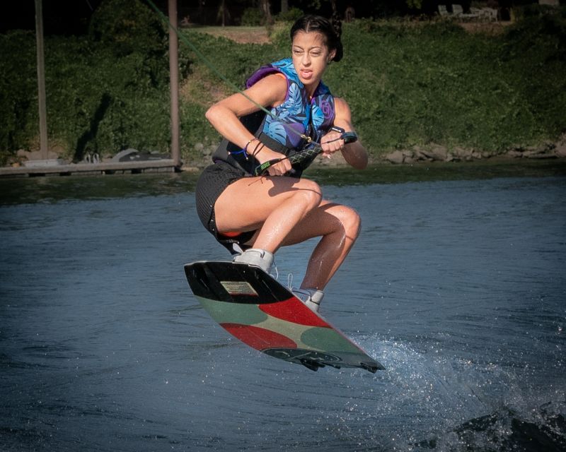 Full-Day Boarding Experience Wakeboard,Wakesurf,orKneeboard - Included Equipment and Activities