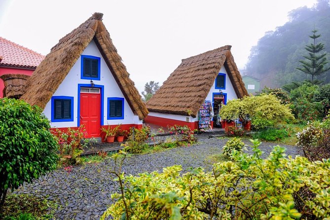 Full Day East of Madeira Tour - Pico Do Arieiro Viewpoint