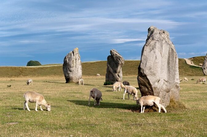 Full-Day Stonehenge and Avebury Tour From Glastonbury - Itinerary Highlights