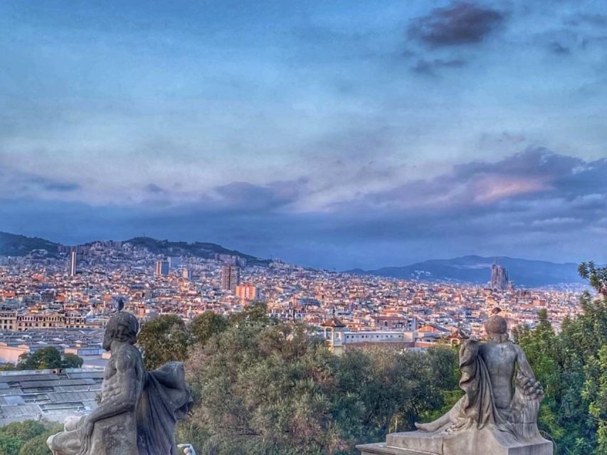 Full/Half Day Barcelona Highlights With Entrances & Tasting - Gothic Quarter Exploration