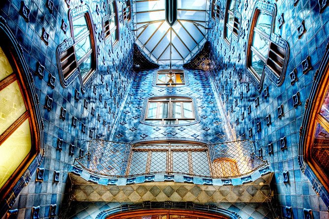 Gaudi Tour (Small Group): Casa Batllo & La Pedrera - Pickup and Dropoff Details