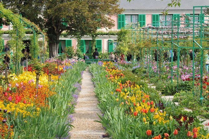 Giverny and Monets Garden Half-Day Trip From Paris - Exclusions