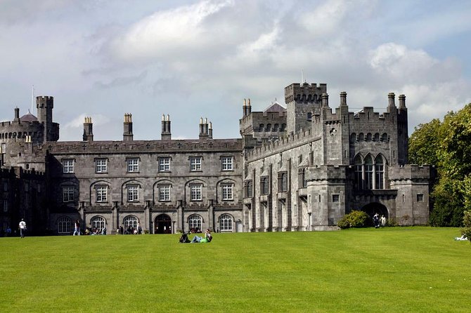 Glendalough Day Tour From Dublin: Including Kilkenny City - Admiring Wicklow Mountains