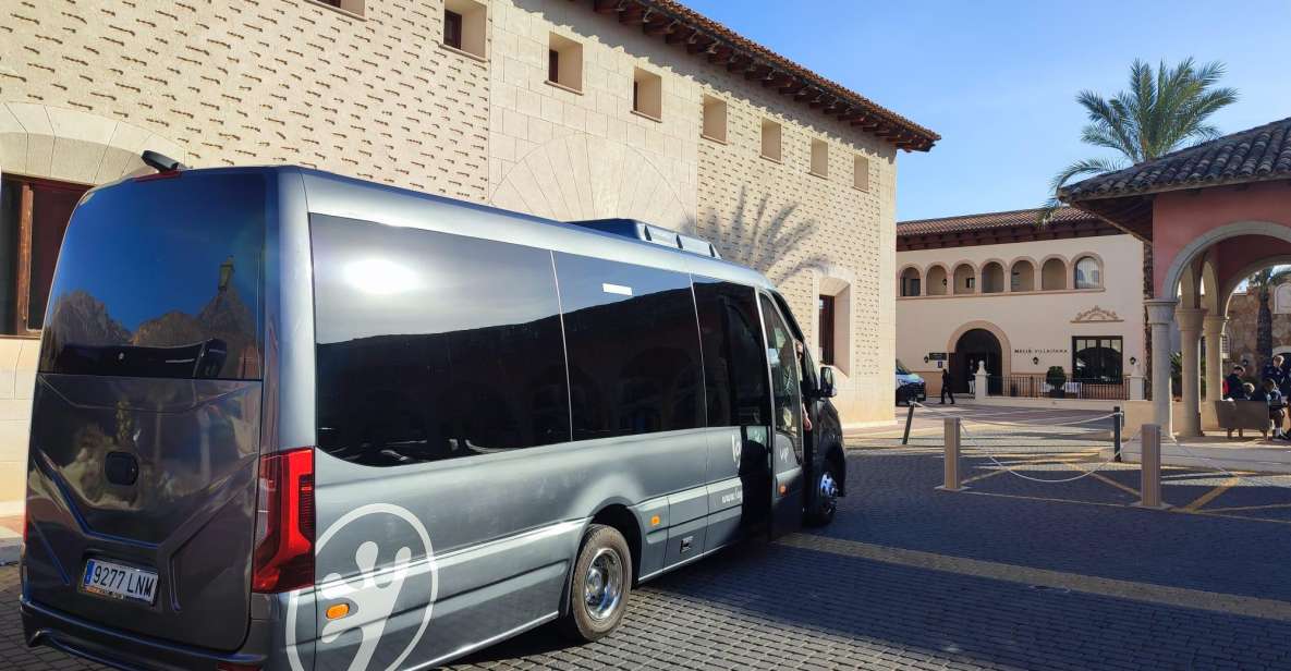 Granada - Jaén Airport Transfers in a VIP Coach - Key Features of the VIP Coach