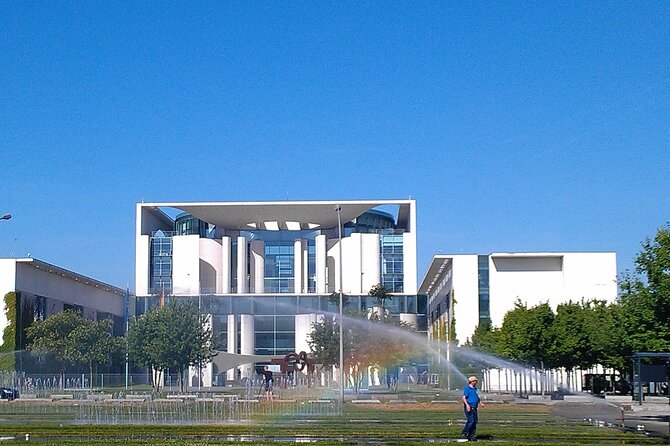 Guided Tour of the Government District to the Reichstag - Exploring the Reichstag Building