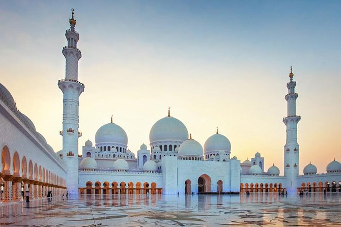 Half-Day Grand Mosque Tour From Dubai - Visiting the Grand Mosque